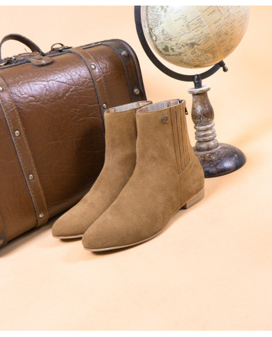 Botas de Senhora Ginova com Fecho Atrás