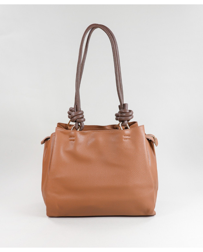 Lady Camel Case with 3 Partitions