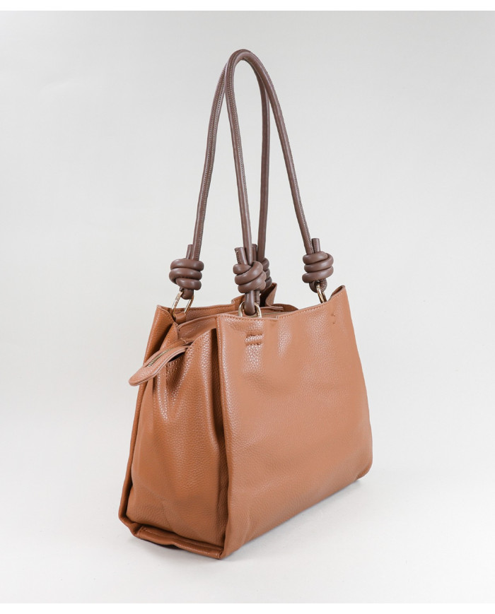 Lady Camel Case with 3 Partitions