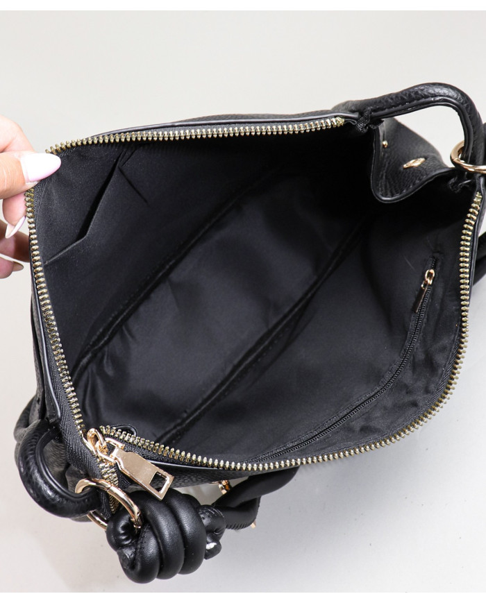 Lady's Bag in Black with Pockets