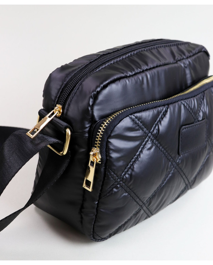 Mala Preta com Bolsa Frontal