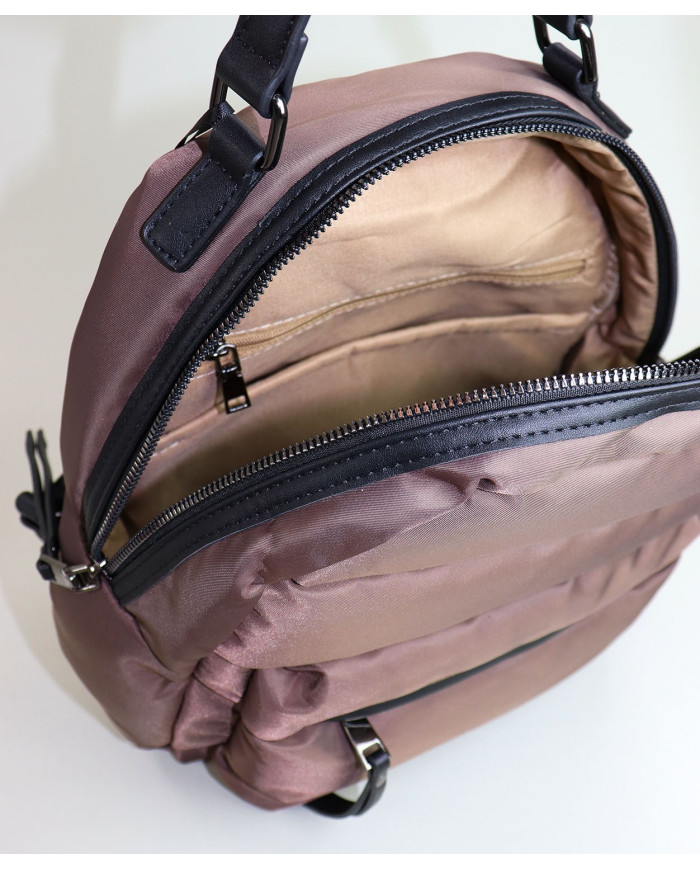 Mochila Castanha com Textura Almofadada de Senhora