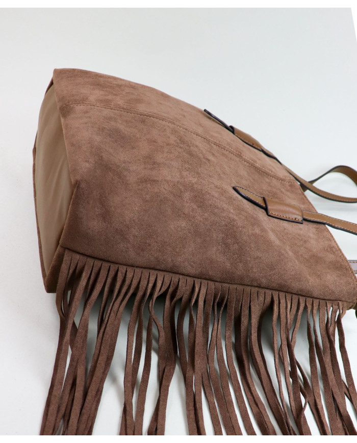 Brown Suitcase with Lady's Franjas