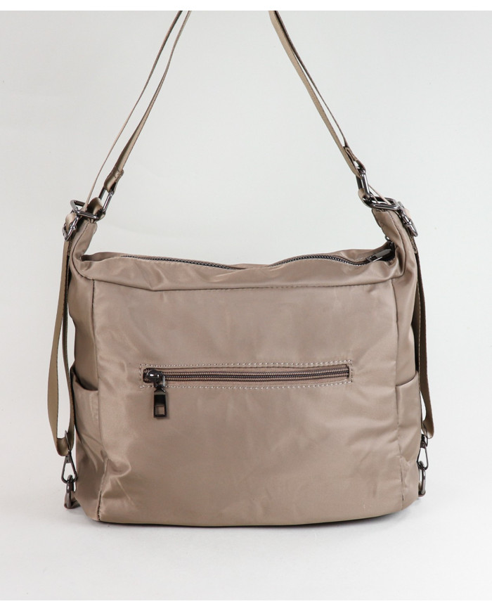 Bolsa de estilo deportivo