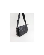 Black Case of Lady Tiracolo