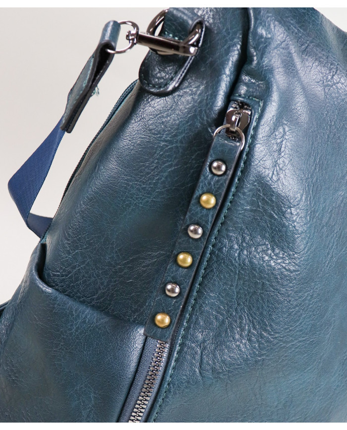 Mochila com Abertura Principal na Parte de Trás