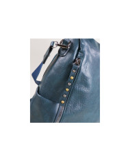 Mochila com Abertura Principal na Parte de Trás