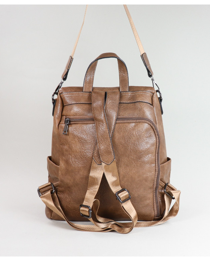 Mochila com Abertura Principal na Parte de Trás