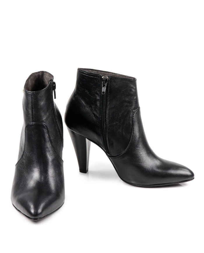 Black Heel Boots Upper Ginova in Skin