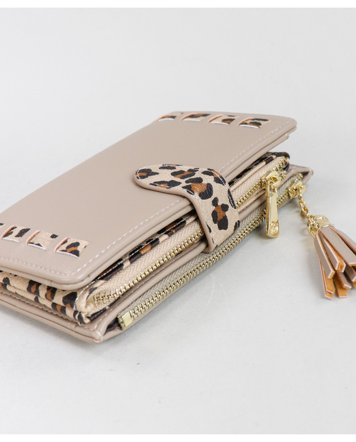 Ladies Wallet with Leopard Pattern