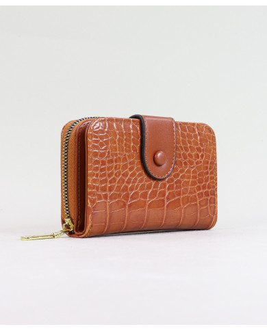 Ladies Camel Wallet with Seams