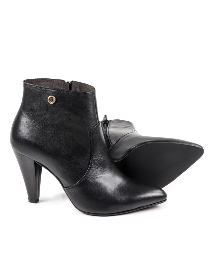 Black Heel Boots Upper Ginova in Skin