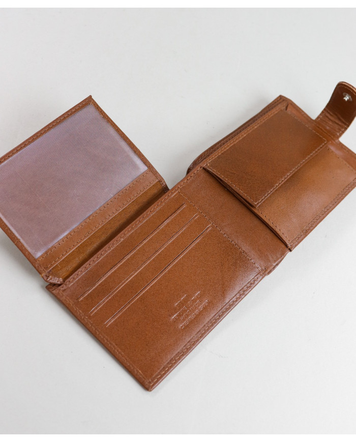 Cartera de hombres en la piel con particiones