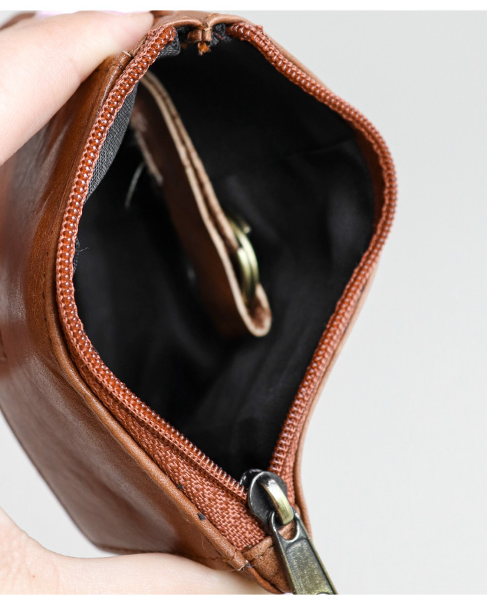 Cartera de cuero con puerta de llaves