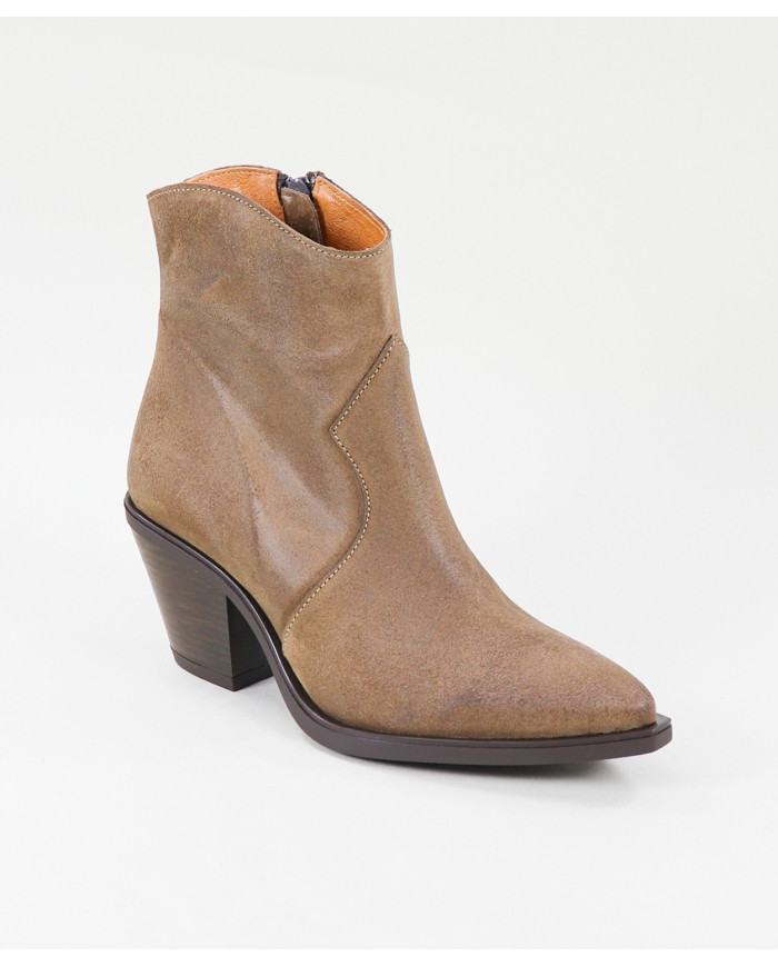 Texana Boots by Senhora Ginova