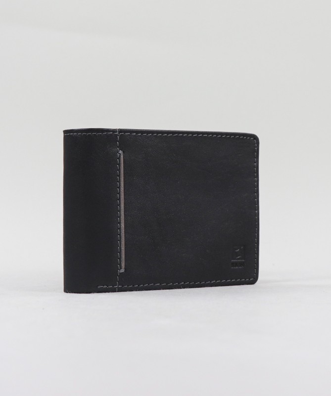Versatile Leather Men's Wallet