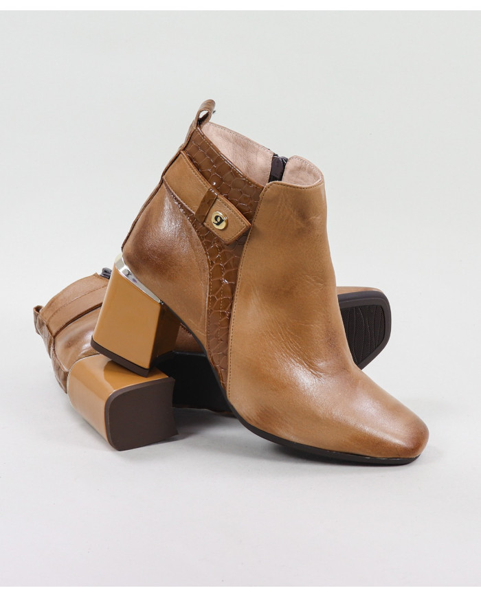 Botas de Senhora Ginova com Tacão Decorado