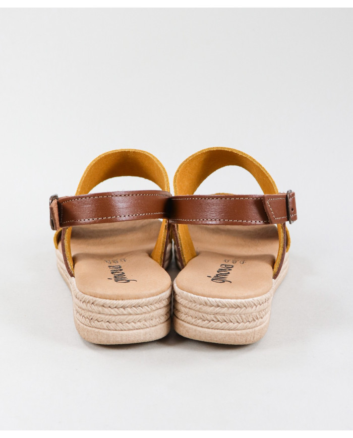 Sandals by Senhora Ginova with Tiras