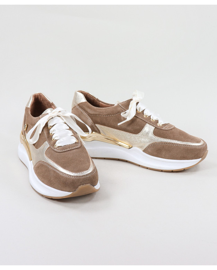 Women's shoes Ginova with Golden Detail