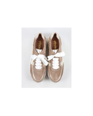 Zapatos de Mujer Ginova con Detalle Dorado