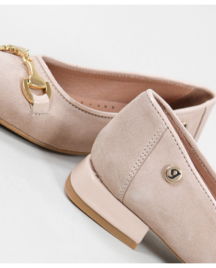 Lady Ginova Shoes with Tacon in Verniz