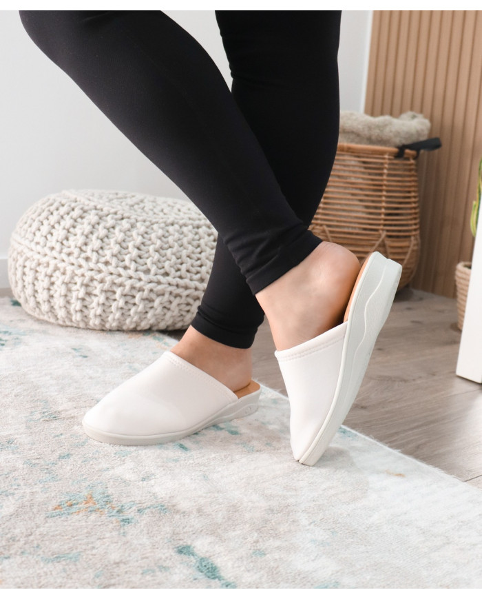 Comfort Ginova Slippers in Lycra