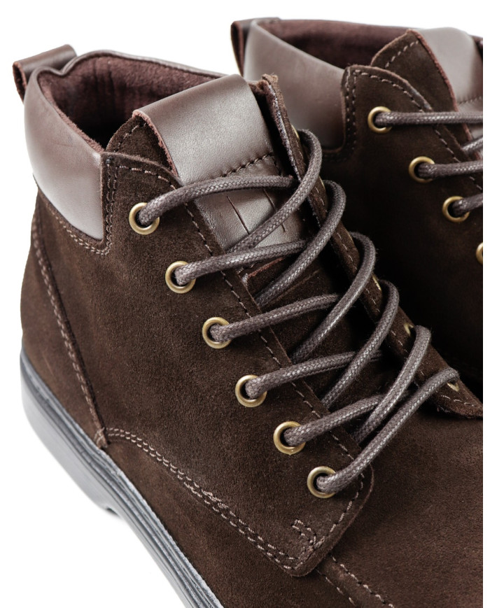 Ginova Man Bota con Wholesalers