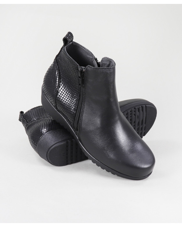 Comfortable Women's Boots with Fecho Ginova