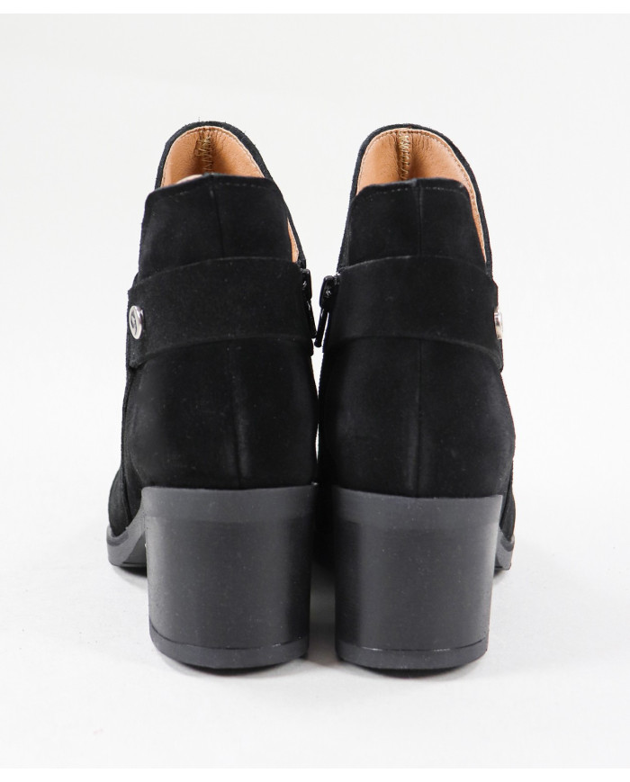 Botas de Mulher Ginova com Fecho