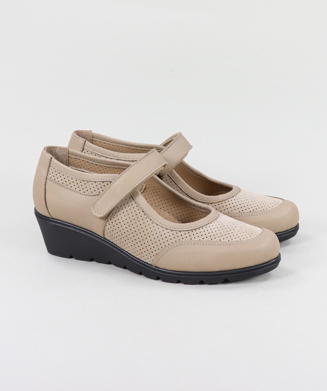 Ginova Women's Shoes with Velcro Strip