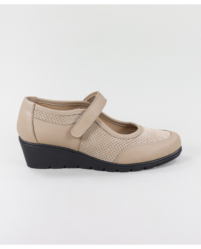 Ginova Women's Shoes with Velcro Strip