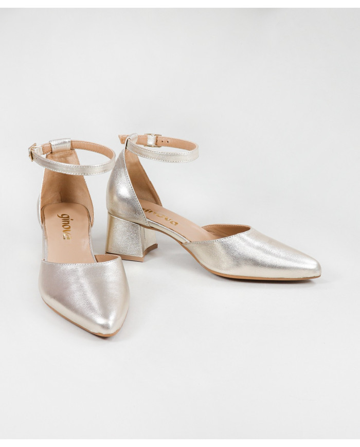 Lady Ginova Shoes with Adjustable Strip