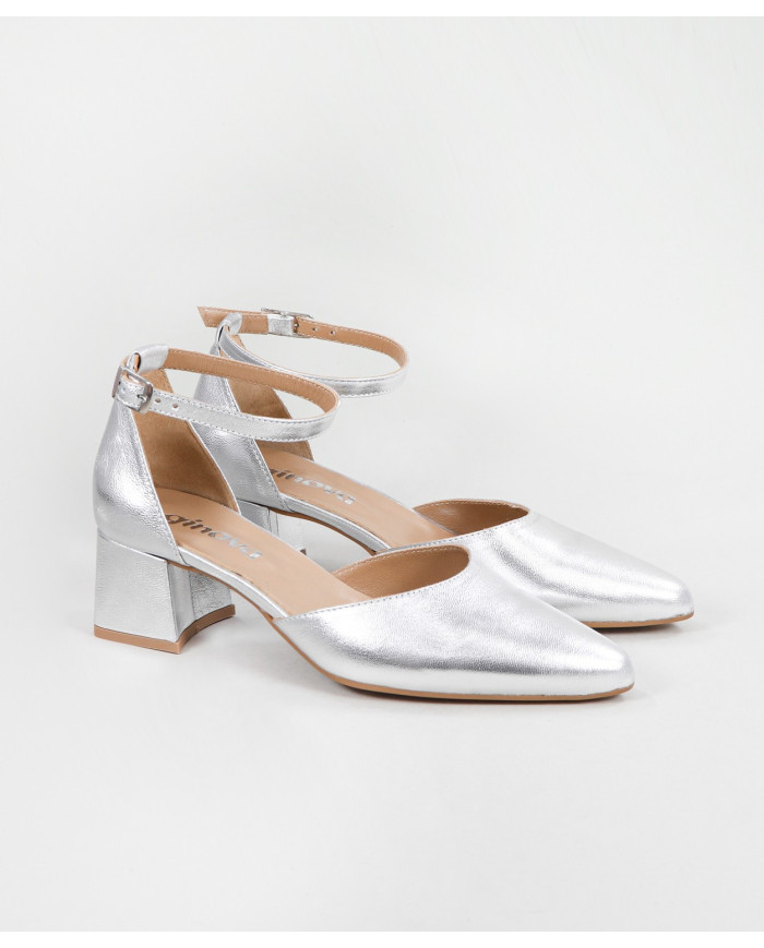 Lady Ginova Shoes with Adjustable Strip