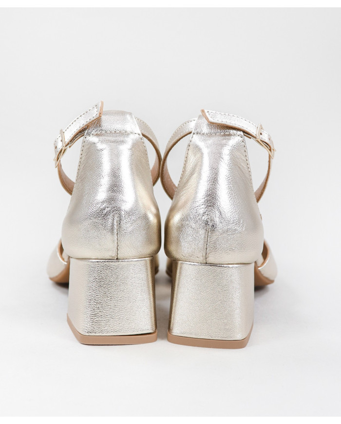 Lady Ginova Shoes with Adjustable Strip