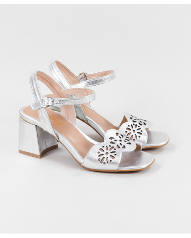 Sapatos de Senhora Ginova Perfuradas