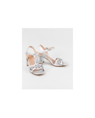 Sapatos de Senhora Ginova Perfuradas