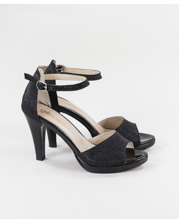 Sandals by Senhora Ginova with Glitter