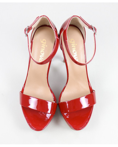 Elegant Sandals of Lady Ginova