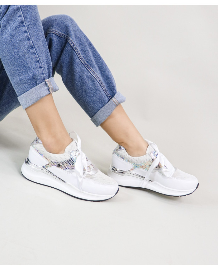 Zapatillas de Mujer Ginova con Cordones Satinados