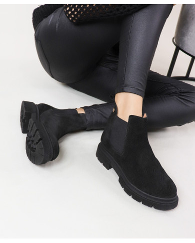 Botas de Senhora Ginova com Elástico nas Laterais