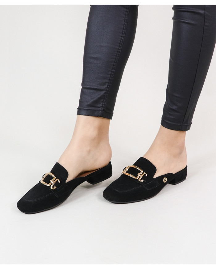 Mules Ginova de Senhora com Aplique Metálico
