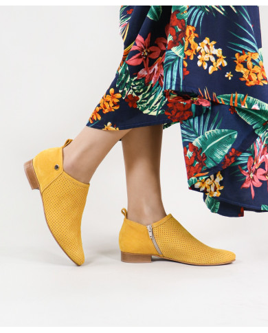 Botins de Senhora Perfurados Ginova