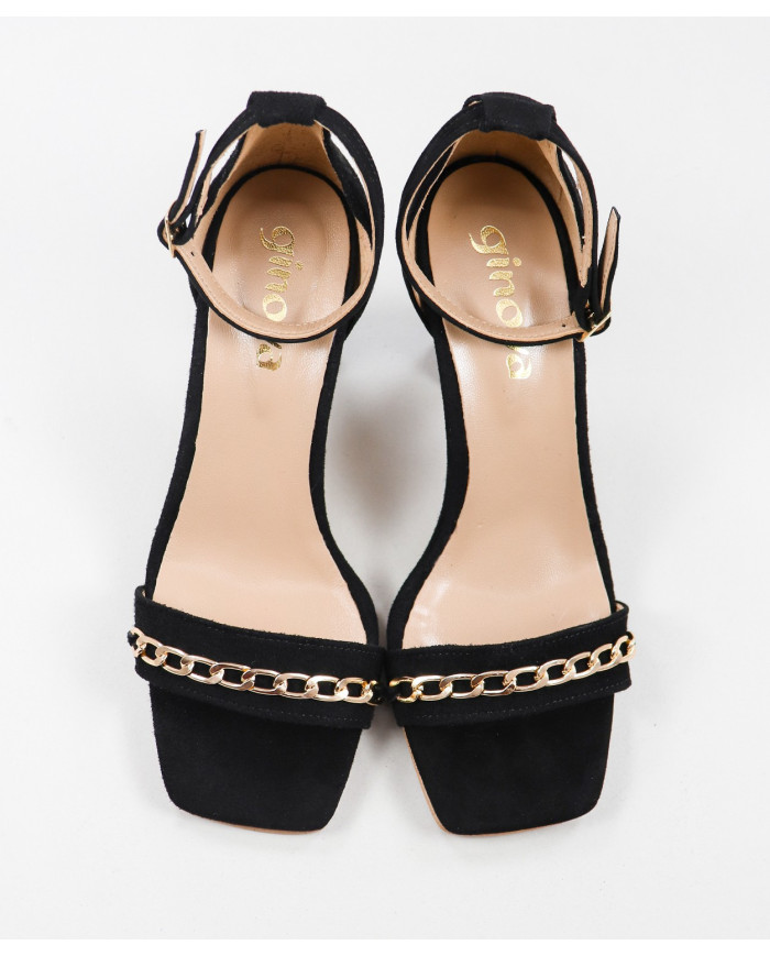 Sandals by Senhora Ginova with Tira Decorated