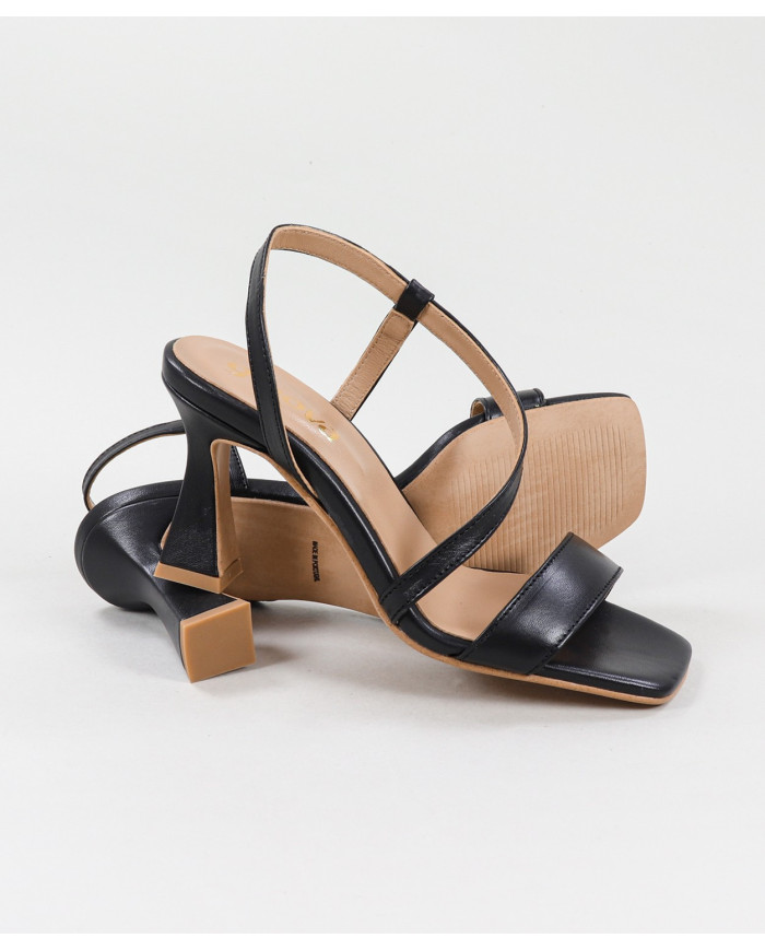 Lady Ginova Elegant Sandals