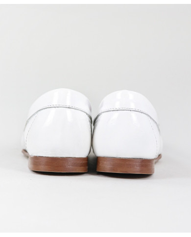 Mocassins Ginova de Mulher com Acabamento Envernizado