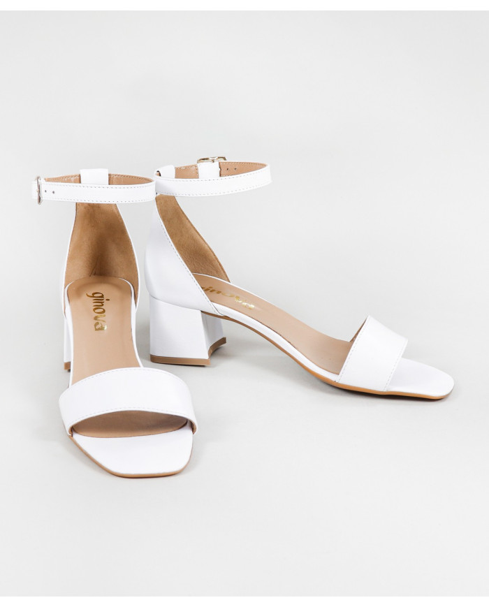 Lady Ginova Sandals with Adjustable Strip