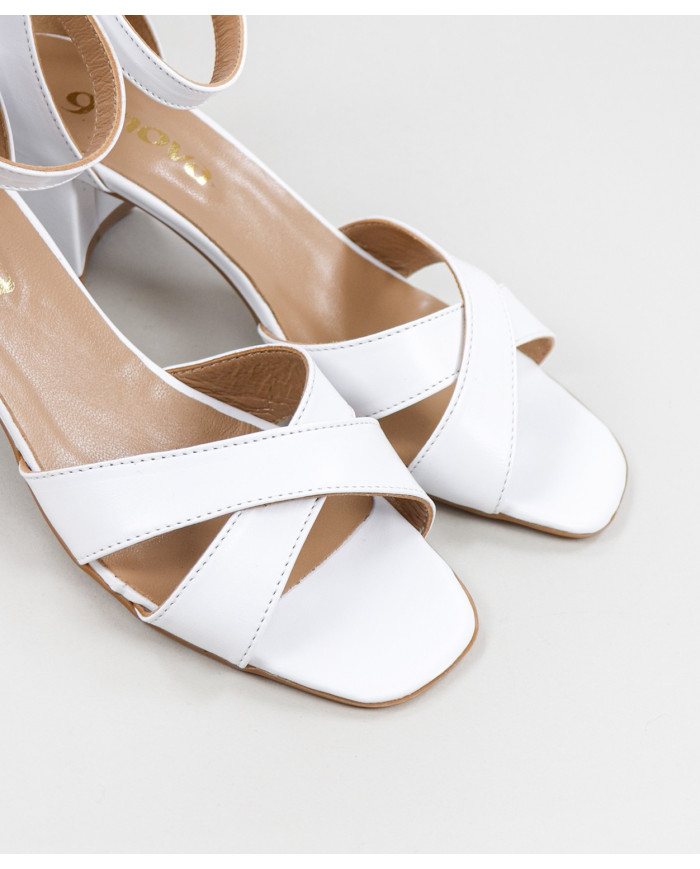 Sandalias Ginova de Señora con Correa Cruzada