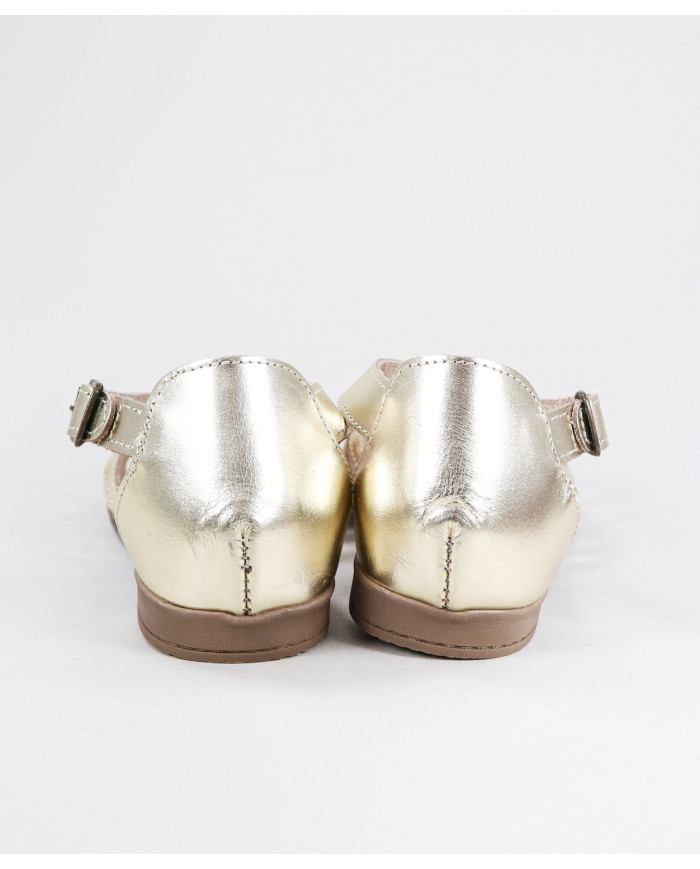 Sandalias Ginova de Señora con Tira Cruzada en Piel