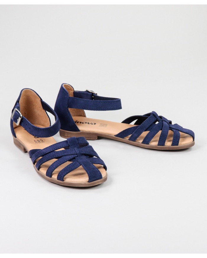 Lady Ginova Sandals with Cross Strips in Camurça