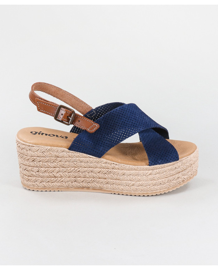 Ladies Sandals in Cunha with Cross Strips